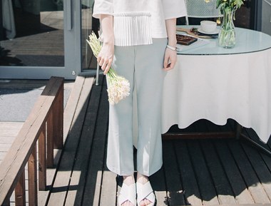 浅蓝九分微喇西装裤