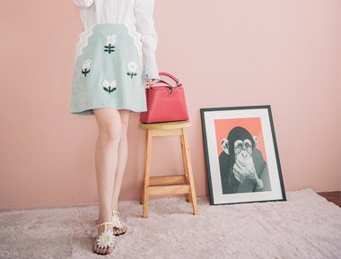 手工刺绣童趣半身裙