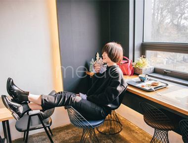 【黑色】大袖口卫衣